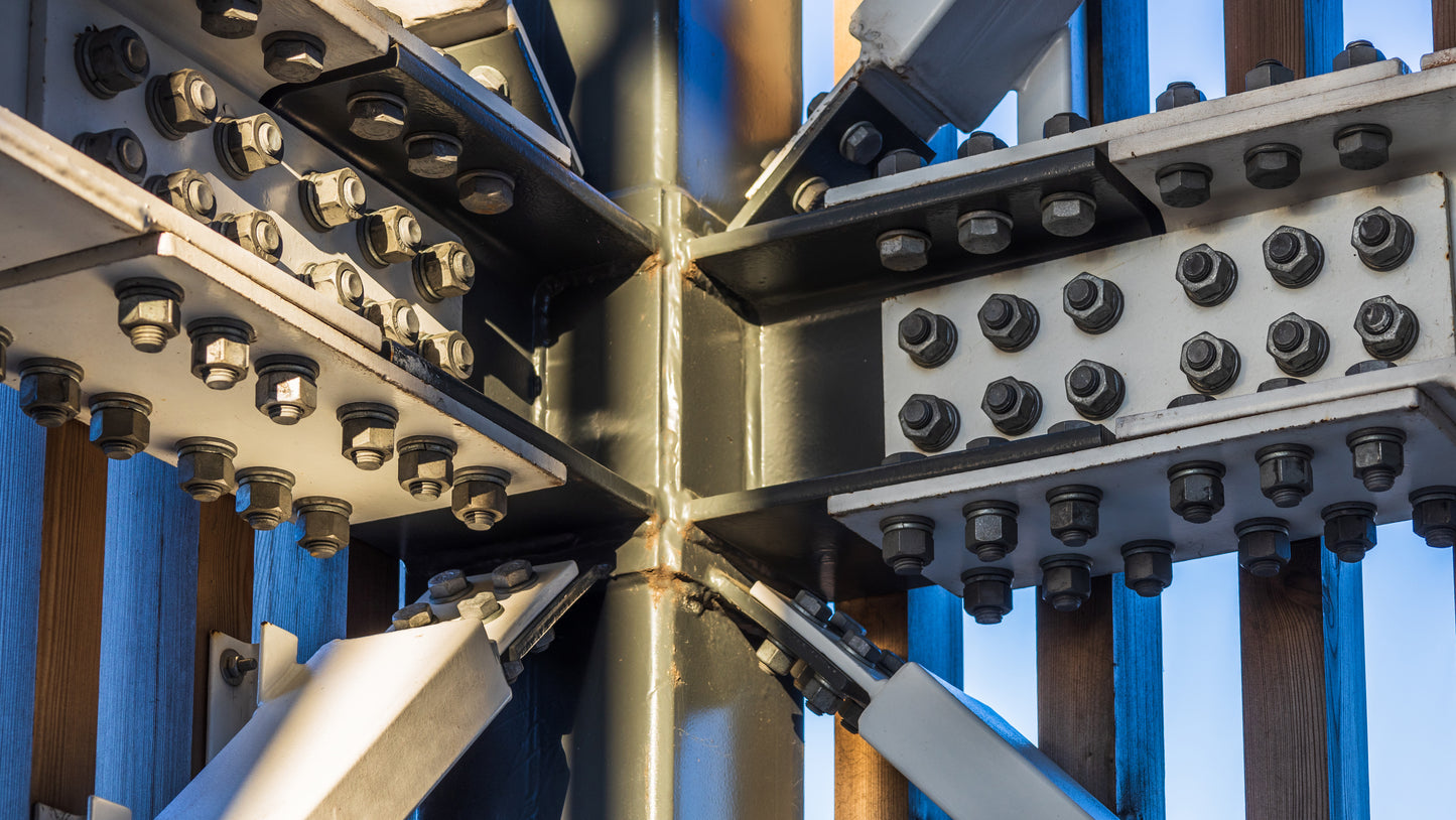 Force determination in screw fields